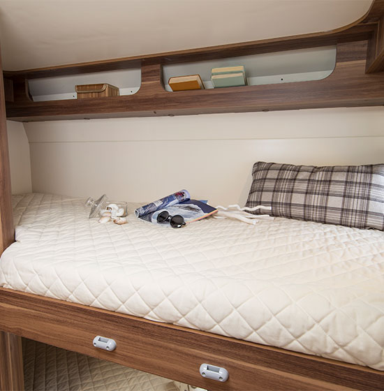 Auto-Roller 707 (2-5 berth motorhome)