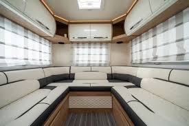 Auto-Roller 747 (2-5 berth motorhome)  AUTO - OLM