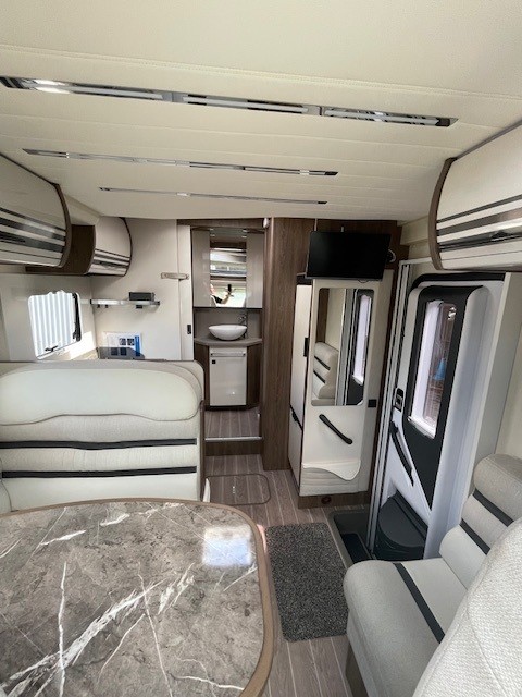 T-Line 740 (2-4 berth motorhome) 25+ TO HIRE